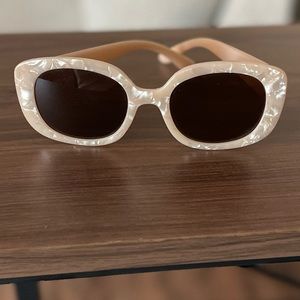 Retro pearl sunglasses